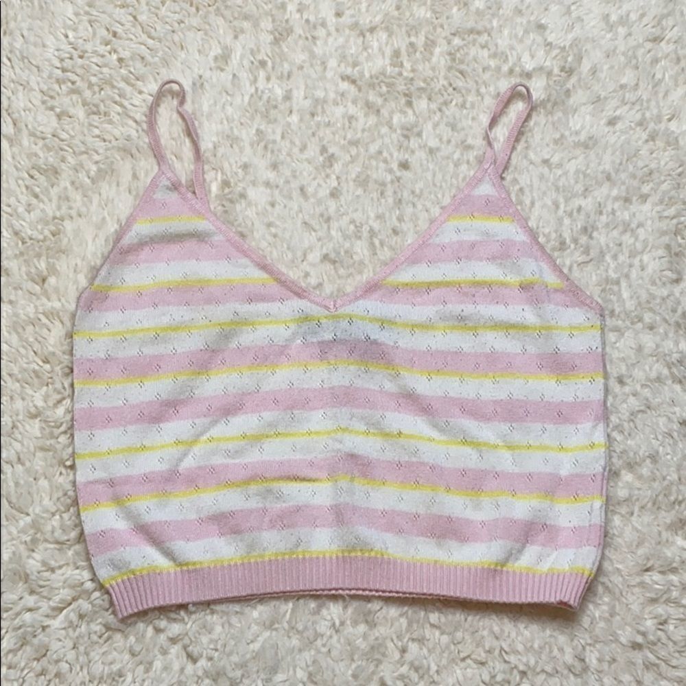 Forever 21 pink/white/yellow crop top size Medium